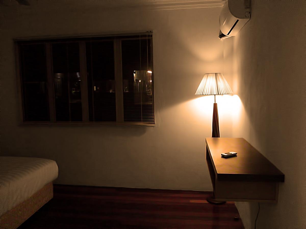 Benarat Lodge Мулу Екстериор снимка